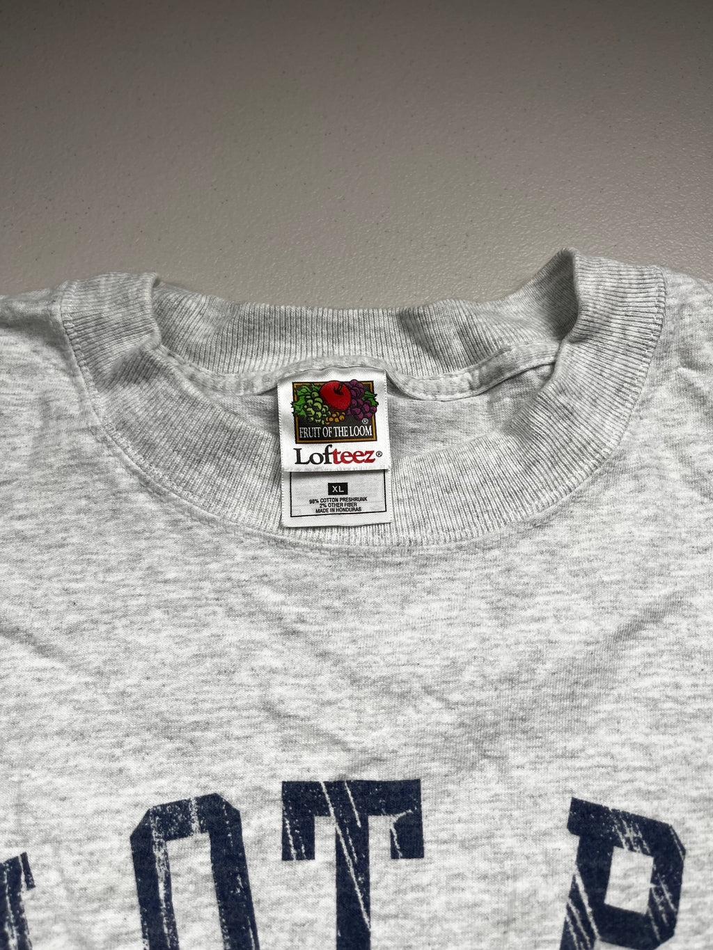 Vintage 2000 CT Open Pilot Pen Tennis Tournament Shirt