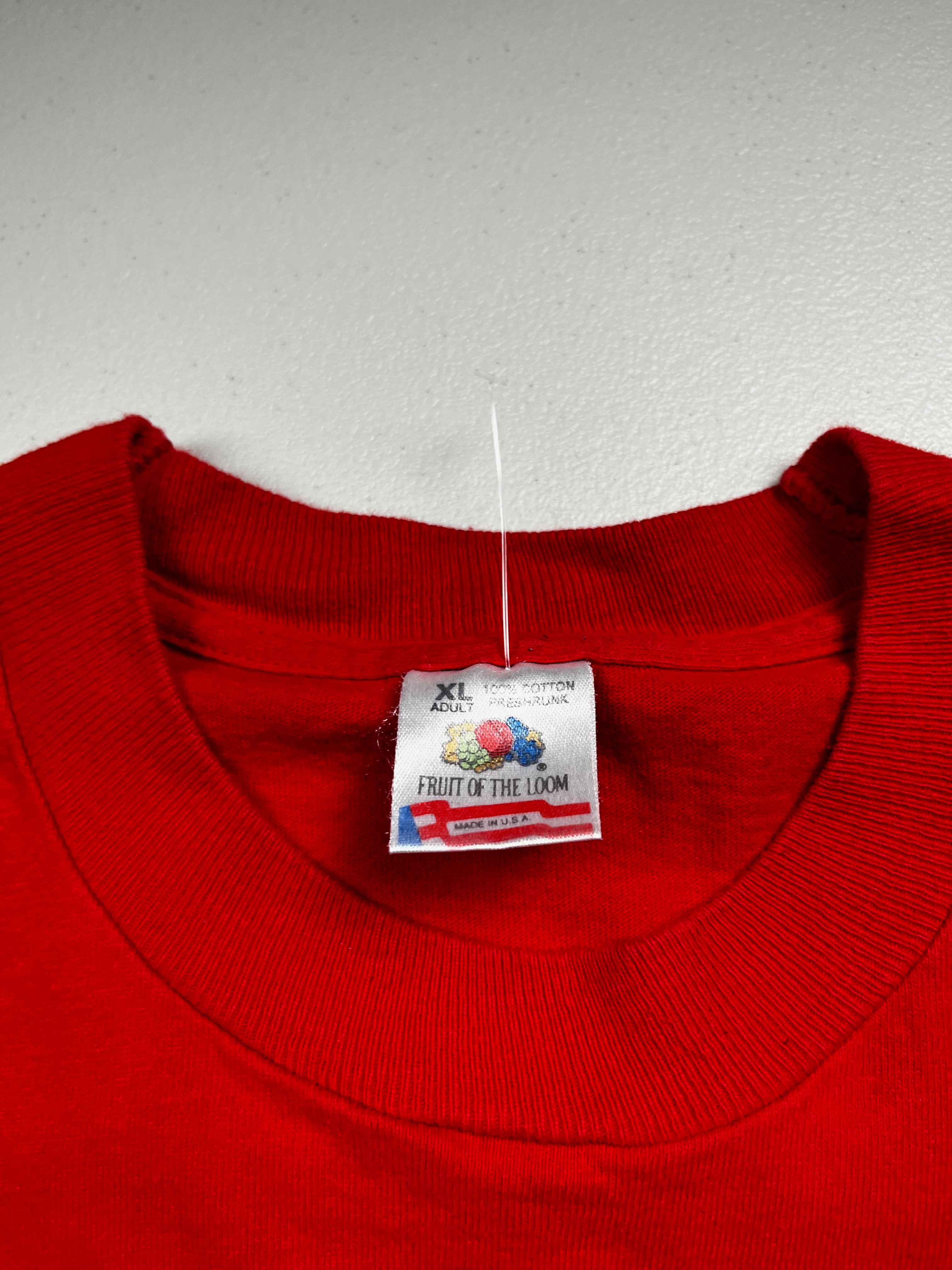 Vintage WoodStock Fine Host Chef Bird Graphic T-Shirt Red
